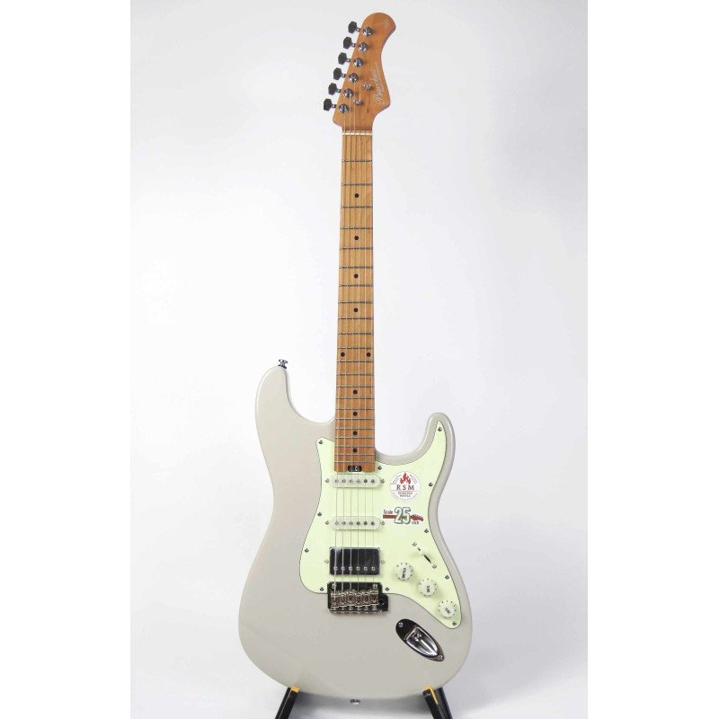 Bacchus BSH-STD25 RSM/M ~ LG ~ Global series Bacchus Strat