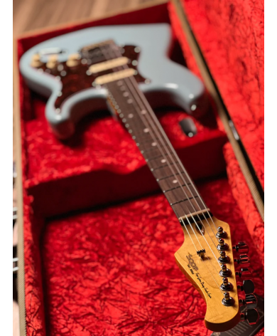 SQOE STRATOCASTER SEST1000 SBL CUSTOM SHOP SERIES Sqoe Strat