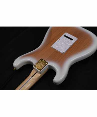 SQOE STRATOCASTER SEST900 alnico 5 HSS Flame maple Sqoe Strat