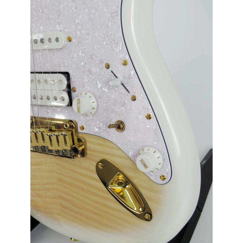 SQOE STRATOCASTER SEST900 alnico 5 HSS Flame maple