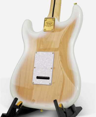 SQOE STRATOCASTER SEST900 alnico 5 HSS Flame maple