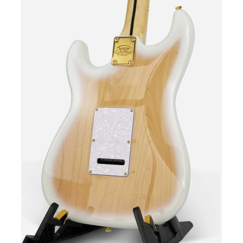 SQOE STRATOCASTER SEST900 alnico 5 HSS Flame maple