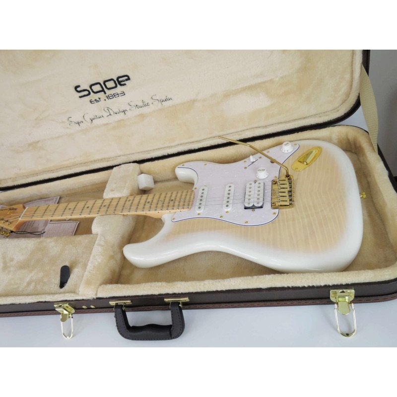 SQOE STRATOCASTER SEST900 alnico 5 HSS Flame maple