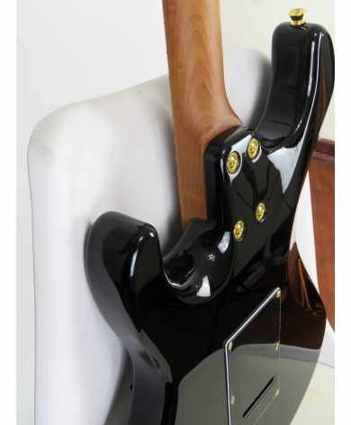 TAGIMA STRATOCASTER T-640 ROASTED BK MAPLE CLASSIC SERIES