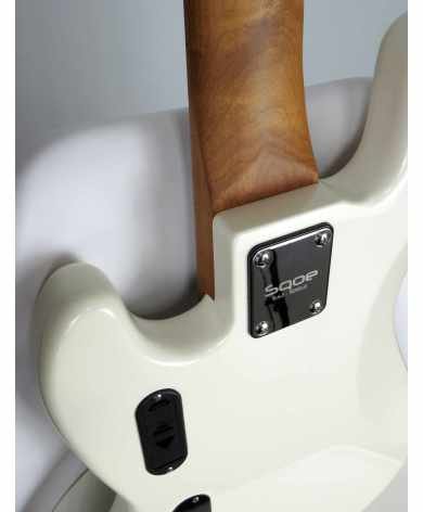 Sqoe Jazz Bass SJB658-WH ~ Preamp ~ 5 cuerdas - Lama Instruments