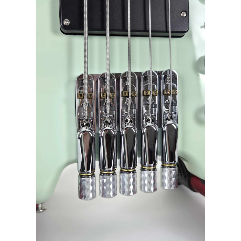 BAJO SQOE SBWT750 GR Warrior 5-String Headless Bass