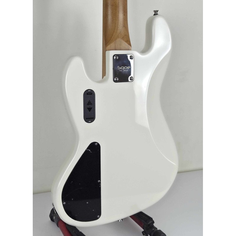 Sqoe Jazz Bass SJB658-WH ~ Preamp ~ 5 cuerdas - Lama Instruments