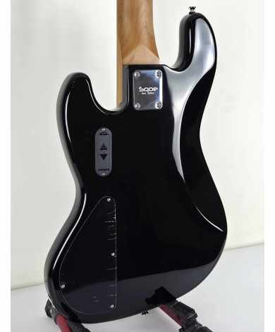 Sqoe Jazz Bass SJB658-BK ~ Preamp ~ 5 cuerdas - Lama Instruments