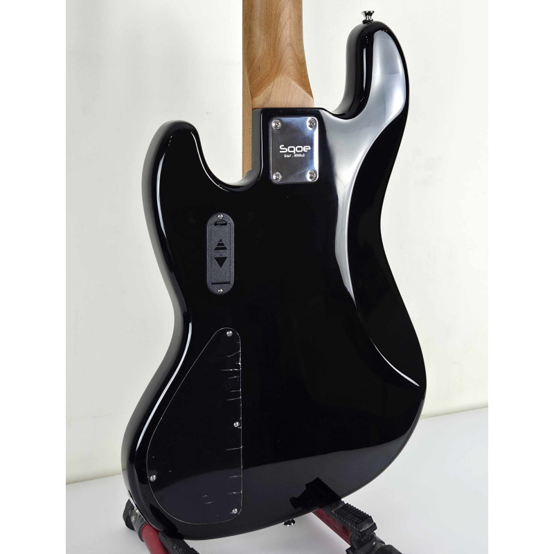 Sqoe Jazz Bass SJB658-BK ~ Preamp ~ 5 cuerdas - Lama Instruments