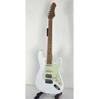 SQOE STRATOCASTER SEST600 WH ROASTED MAPLE