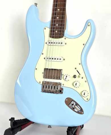 Sqoe Stratocaster SEST700 SBL ~ Sonic Blue