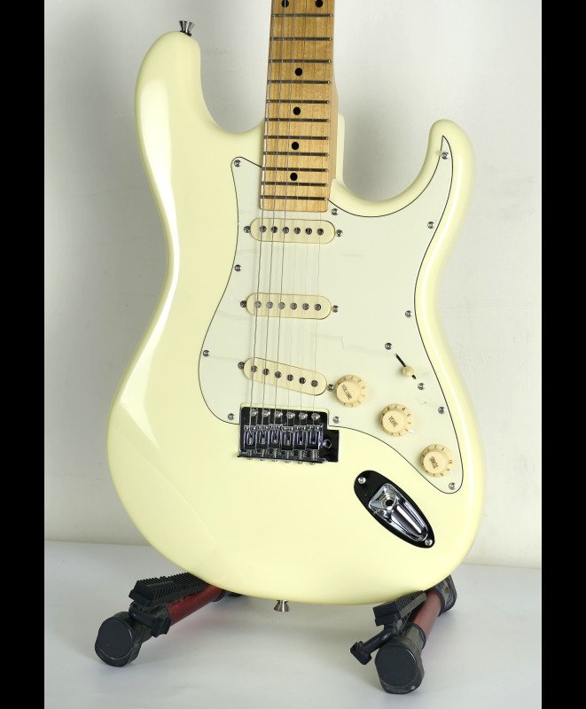 TAGIMA STRATOCASTER Strat TG-530 OWH LF AWH